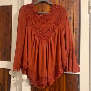 Flowy lace detail top